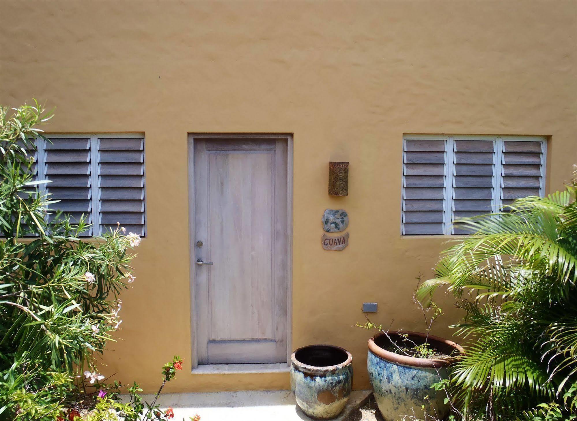 Frenchmans Hotel Frenchman Cay Ngoại thất bức ảnh